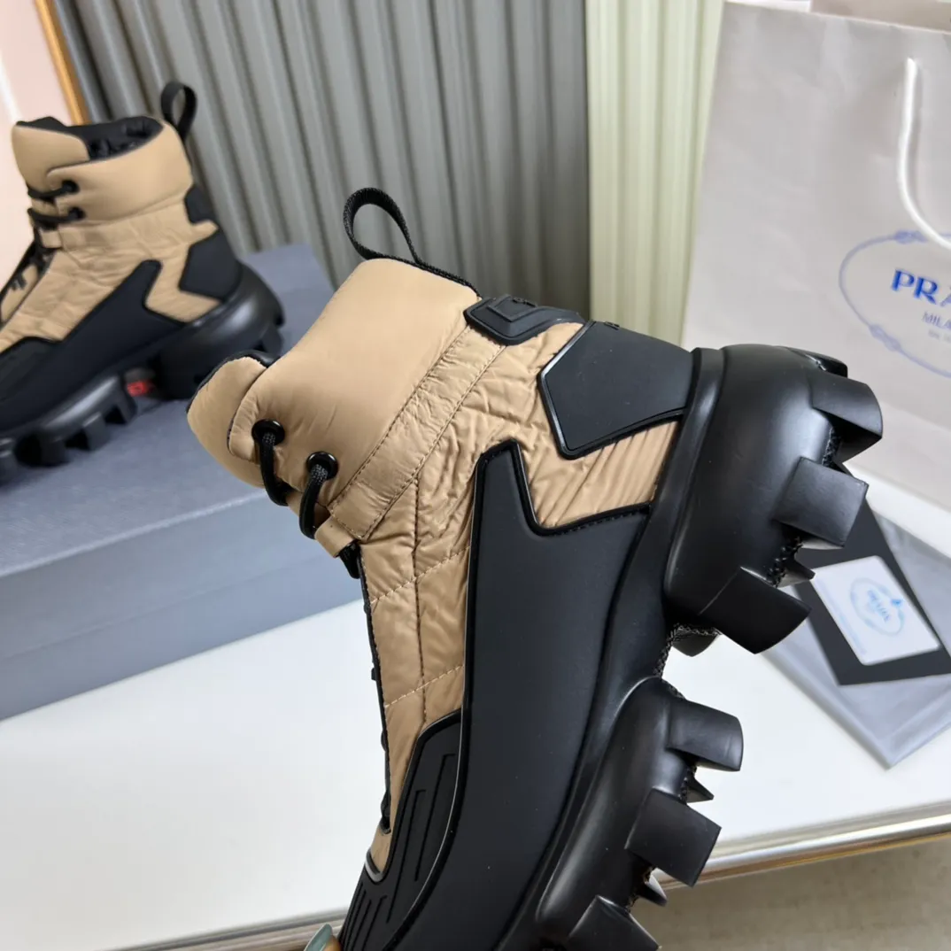 Men's shoes 💰620💰 [PRADA] Autumn and winter hot men's shoes shipped 👏Official website synchronized ⬆️Original fly-knit film fabric + cowhide lining, 1⃣️:1⃣️reproduction, original sole, 38-45 (45. Customized, non-refundable)